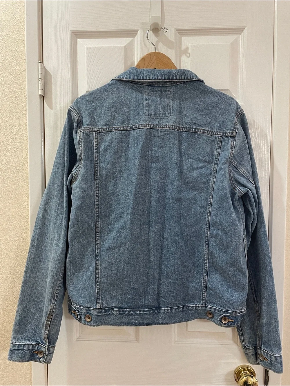 BDG Men's Denim Trucker Jacket (L)